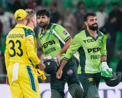 Pakistan Beat Australia by 4 Wickets to Clinch ODI Series 2-1