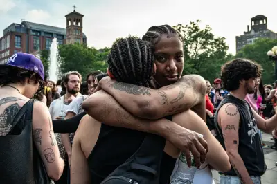 US Pride Parades Celebrate LGBTQ+ Rights Amid Political Challenges