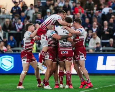 Wakefield stun Wigan 24-18 in Super League upset at Belle Vue