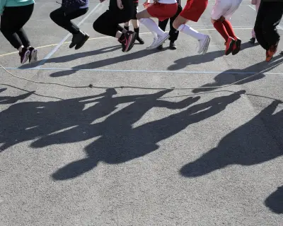 White working-class children failed by England school system, inquiry finds