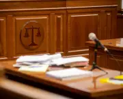 AI Legal Assistants in UK Courts Cannot Replace Funding, Lawyers Warn