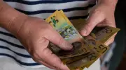 Aussies Pull $13 Billion from Super Funds to Self-Managed Accounts