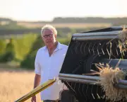 Clarkson's Farm Season 5 Review: From Farming to Fame, Has Jeremy Become a Kardashian?