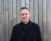 David Gray Reveals Honest Playlist: From Madness to Bob Dylan