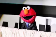 Elmo's Neutrality Enrages New York Knicks Fans Ahead of NBA Finals