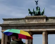 Europe heatwave: Germany and Italy swelter as records tumble