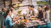 Expat Confused Over Australian Dinner Party Etiquette: To Bring or Not to Bring?