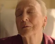 Familiar Touch Review: Kathleen Chalfant Shines in Moving Drama