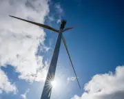 Great Britain Electricity Network Needs £90bn by 2030s