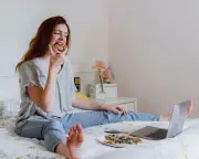 Loneliness Influencers: Why People Boast About Having No Friends Online