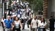 Over 60% of Australians expect recession by Christmas: Finder