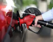 Petrol Prices Drop Below Pre-Iran War Levels in Australia