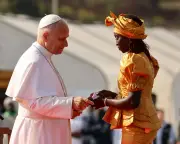 Pope Francis Arrives in Tenerife, Declares 'All of Us Are Migrants'