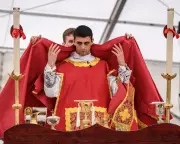Pope Leo Allows SSPX to Ordain Bishops, Conservatives Warn