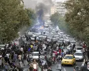 Stolen Revolution Review: Iran's History Through Six Lives