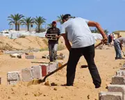 Thousands Buried in Gaza Rubble May Never Be Identified, Red Cross Warns