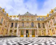 Trump and Macron's Versailles Dinner Sets Stage for G7 Summit
