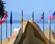Trump Meets G7 Leaders After US-Iran Peace Deal; Socceroos Fashion