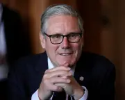 Trump Predicts UK PM Starmer Will Resign Over Immigration and Energy Failures