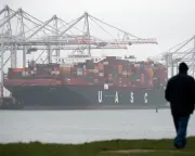 UK Food and Drink Exports Fall Due to US Tariffs and Brexit Friction