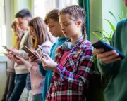 UK Rushed Social Media Ban for Under-16s Could Unravel, Charity Warns