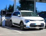 UK Urged Not to Weaken EV Rules as CO2 Impact of PHEV Loophole Revealed