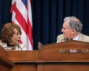 US House Passes Bipartisan Housing Bill to Lower Costs, Heads to Trump