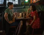 Voicemails for Isabelle Review: Netflix Romcom Picks Creepy Over Cute