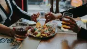 Why Drinking Alcohol Makes You Reach for Chips and Nachos