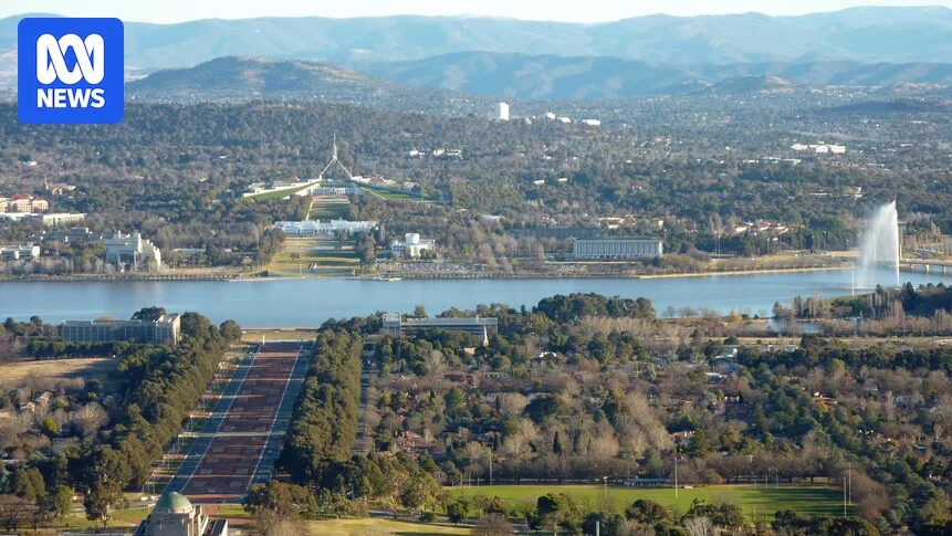 Record Toxic Algae Forces Closure of Lake Burley Griffin