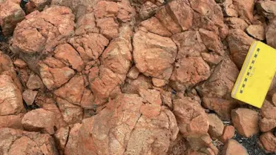3.1 Billion-Year-Old Rocks Reveal Ancient Water Cycle in Australia