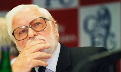 Ken Bates, former Chelsea chairman, dies aged 94