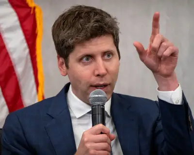 OpenAI in Early Talks to Give 5% Stake to US Government