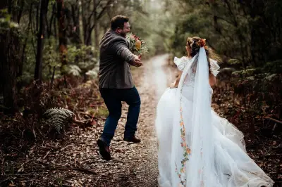 Tinder Success Story: Couple Ties Knot in Heartfelt Margaret River Wedding