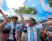 Argentina Crush Cape Verde 4-0 to Reach World Cup Last 16