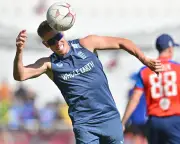England Crush India by 8 Wickets in Third T20 International