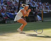 Linda Noskova beats Karolina Muchova to win first Wimbledon title in dramatic final