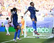 Mbappé penalty sends France past Paraguay into World Cup quarter-finals