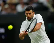 Novak Djokovic Defeats Stefanos Tsitsipas in Wimbledon Thriller
