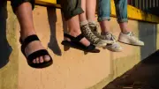 Study: Peers' Mental Health Diagnoses May Influence Teen Risk
