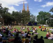 Survey suggests Australia not majority religious if census question changed