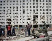 Venezuela Quake Housing Project in Ruins Sparks Fury